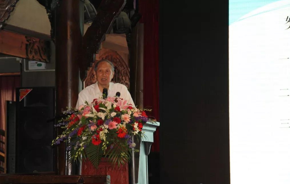 7.中国科学院院士朱中梁发表主题报告.jpg